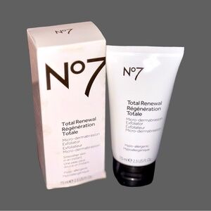 No7 Total Renewal Micro-dermabrasion Exfoliator - White